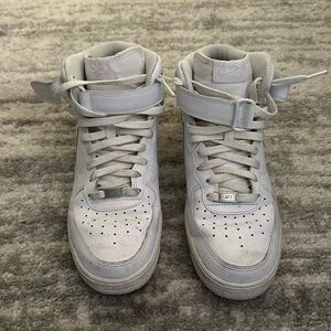 High top Air Force 1